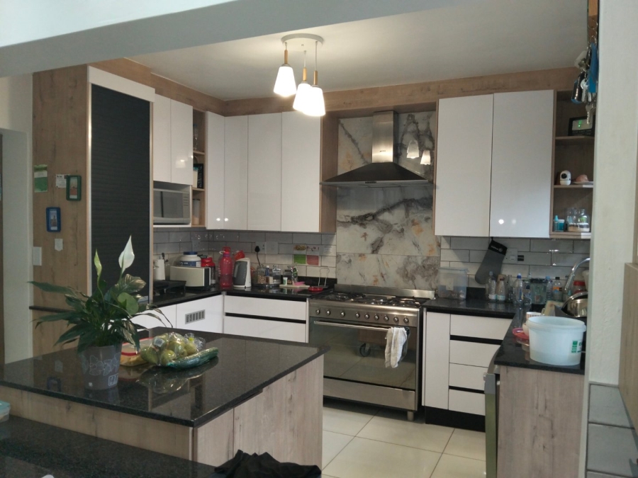 3 Bedroom Property for Sale in Kaffrarian Heights Eastern Cape